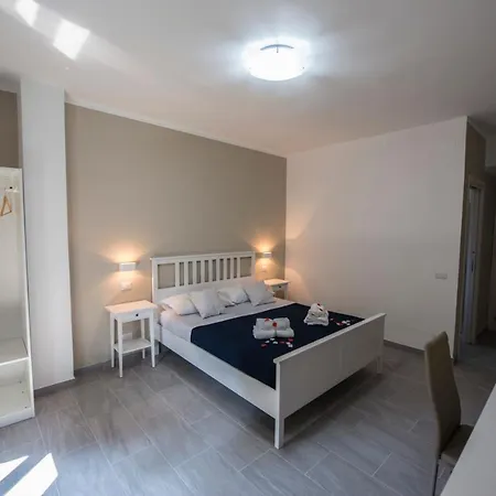 Cosmo A Pochi Passi Da Tropea 住宿加早餐酒店 4*